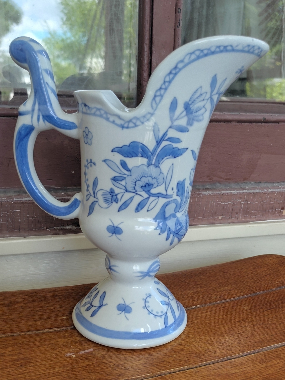 Vintage Blue and White Floral Chinoiserie Style Porcelain Vase